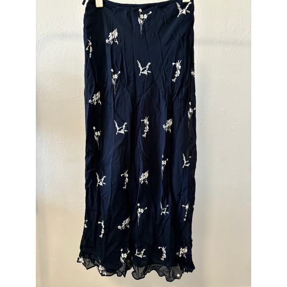Vintage Y2K 90's Banana Republic Floral Maxi Skirt Womens Size 4 Black Fairy - Picture 1 of 3